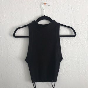 Miss Guided High Neck Rib Crop Knitted Top